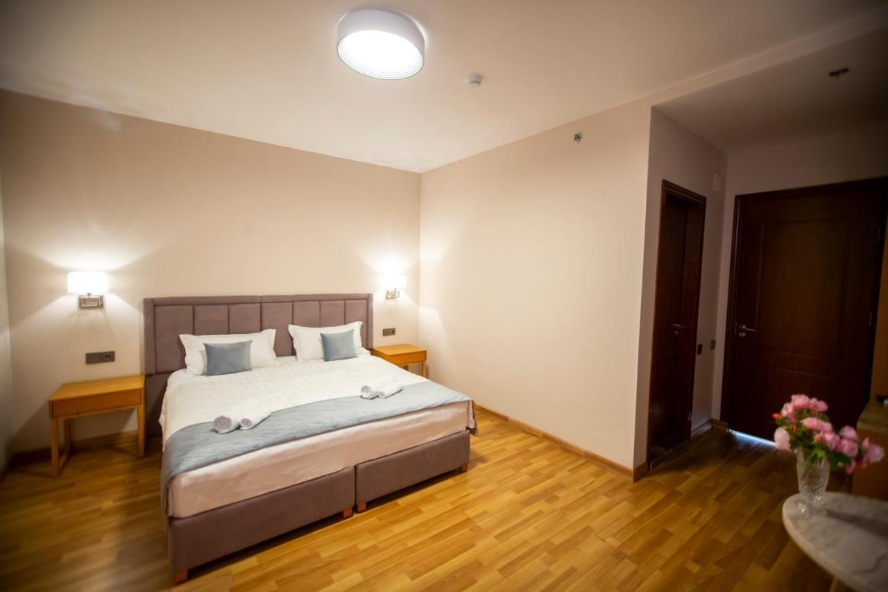 Chveni Ezo Boutique Hotel Kobuleti Exterior photo