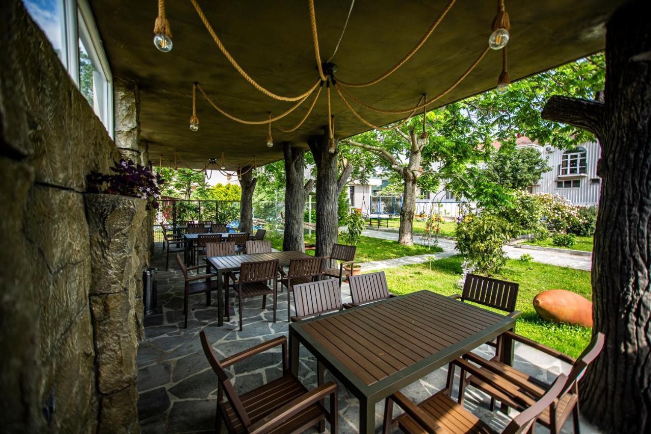 Chveni Ezo Boutique Hotel Kobuleti Exterior photo